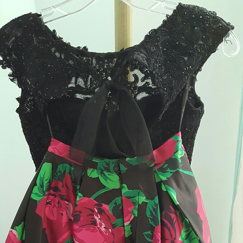 Sherri Hill Size 00 2 piece dress- worn 1 time - Picture 3 of 6